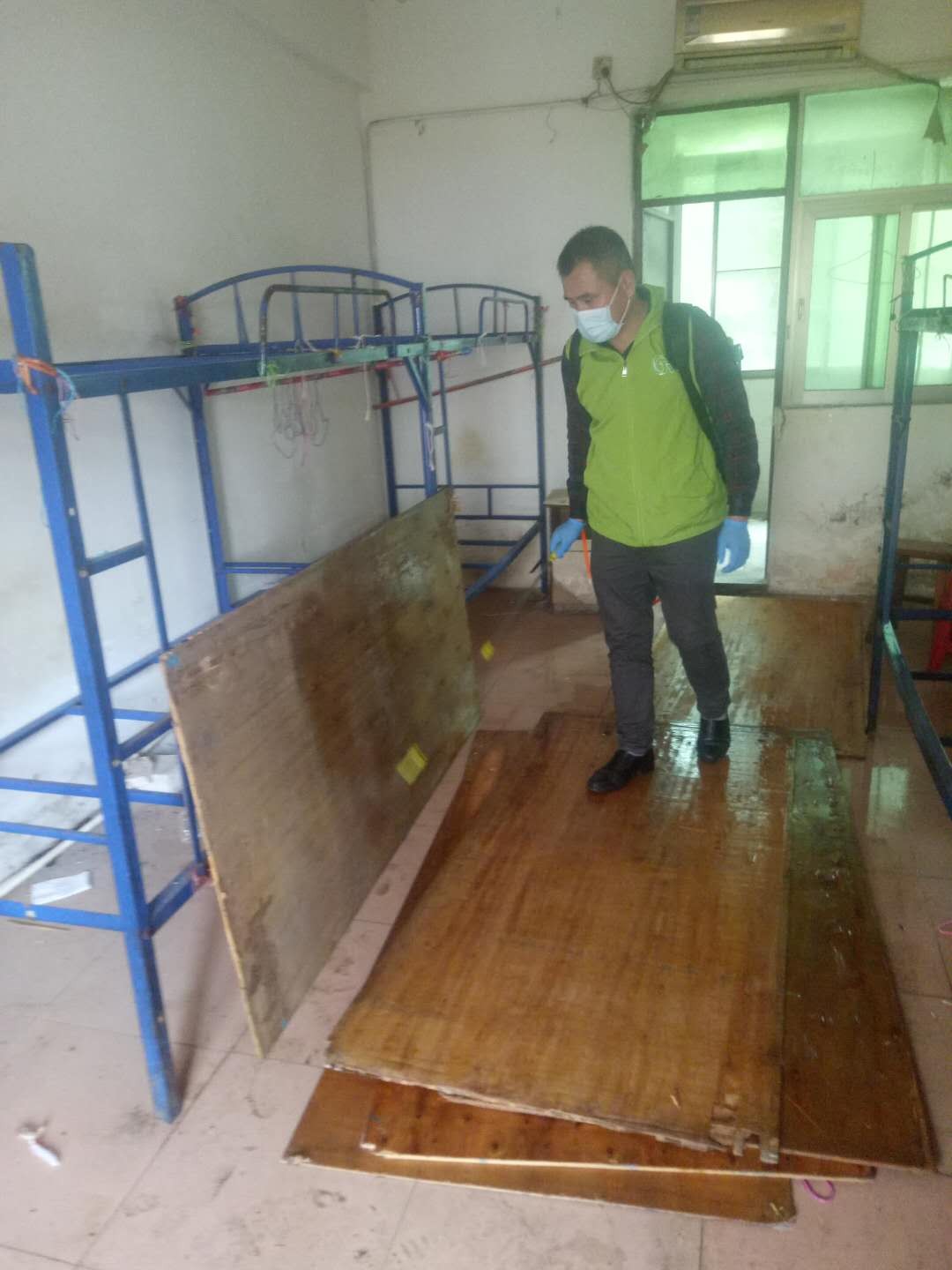 桂園工廠滅跳蚤殺蟲(chóng)廣衛(wèi)是您身邊的守護(hù)者【專(zhuān)業(yè)滅跳蚤】